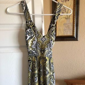 EUC long dress. Criss cross on the back